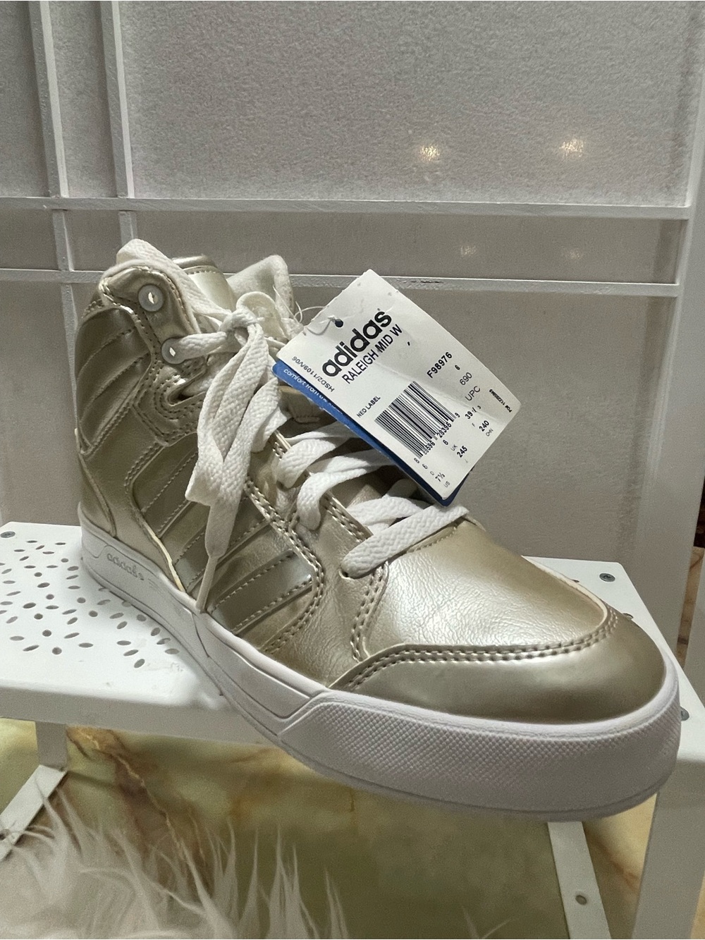 NEW! Adidas Sneakers Neo Raleigh Mid Women’s Size 7.5 Metallic Gold Color F98976